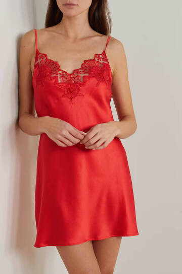 Örnek Ürün 5 - İlişkili Ürün (Kırmızı)